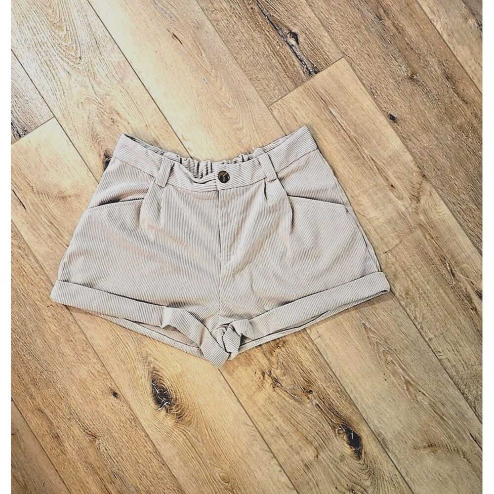 Wide Wale Corduroy Pleated Shorts Womens XL Pockets Preppy Khaki Cream Classic
